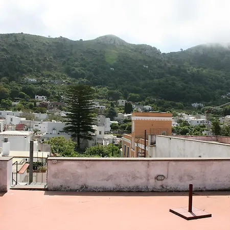 Casa Della Conchiglia - Capri *